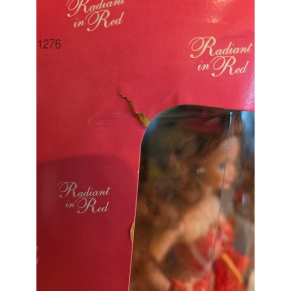 Radiant in Red Barbie Doll Toys R Us Special Edition 1992 Mattel No. 1276 - Picture 4 of 7